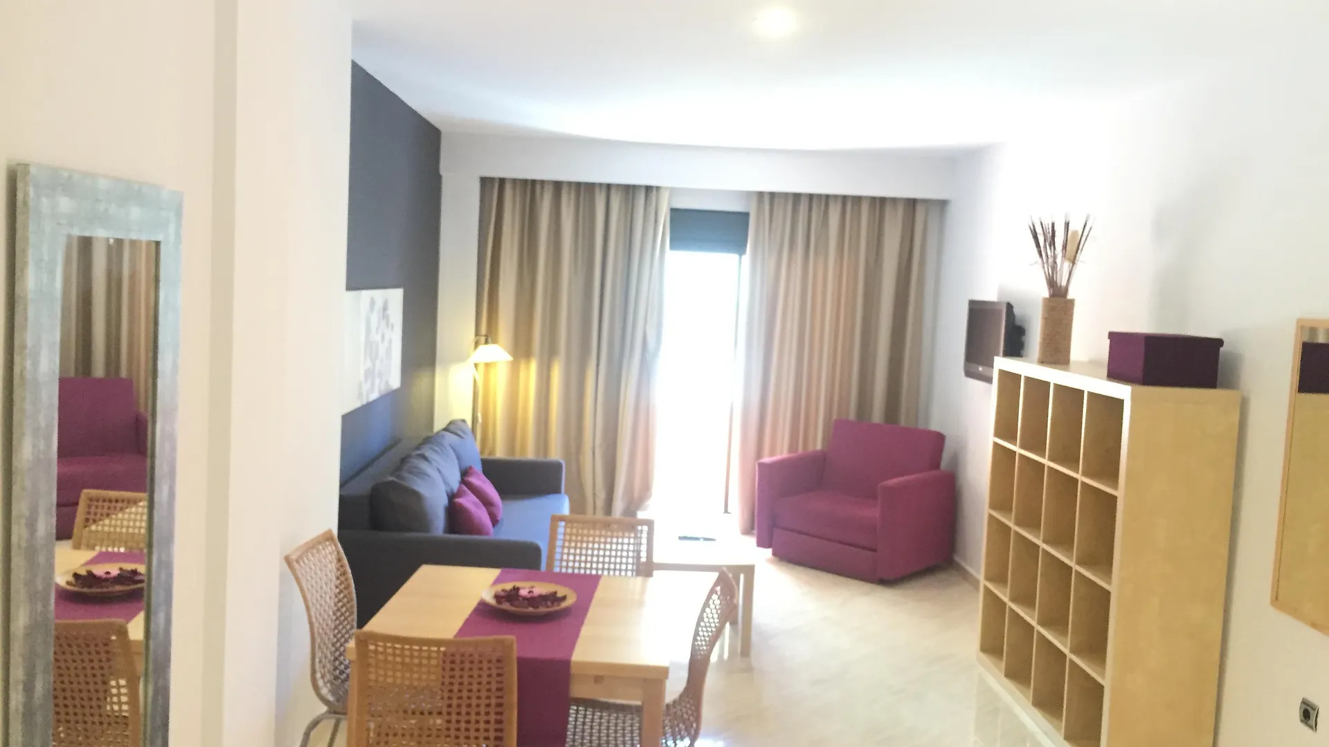 Hotel Spa Cádiz Plaza 4*,