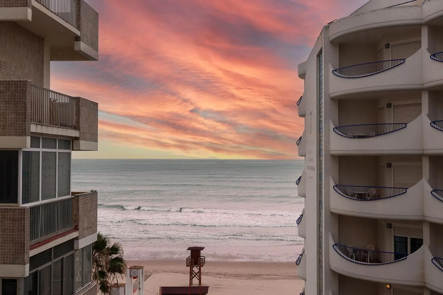 Hotel Spa Cadiz Plaza (Adults Only) 4*,