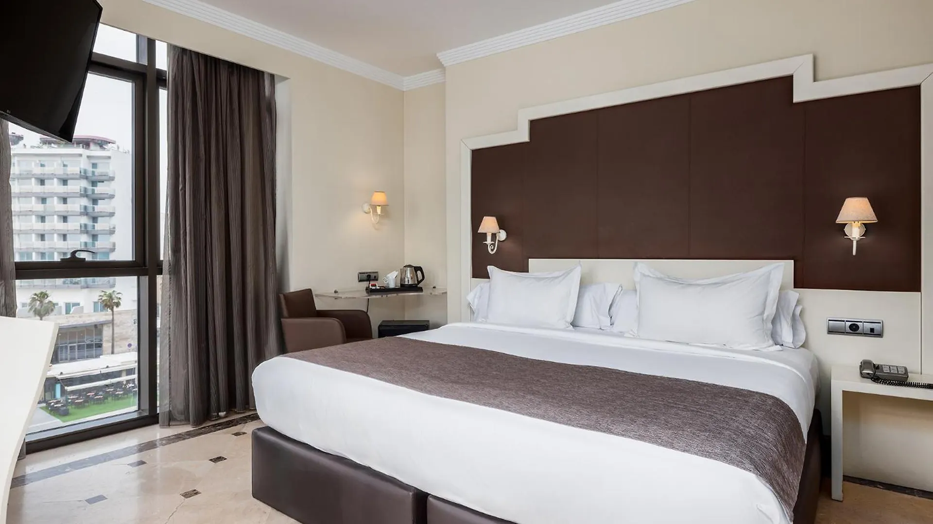 Hotel Spa Cádiz Plaza 4*, Cadice Spagna