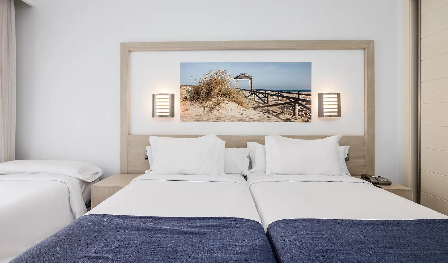Hotel Spa Cádiz Plaza 4*,